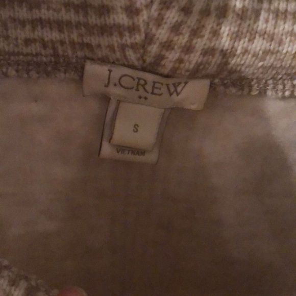 Barely worn, comfy fleece sweater from jcrew - Picture 3 of 3